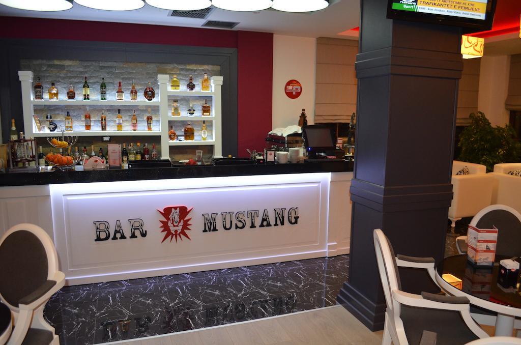 Vasqarr Hotel Mustang מראה חיצוני תמונה